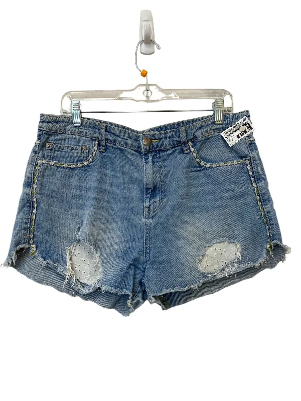 Shorts By Free People In Blue Denim, Size: 12 Traditional Men's Country