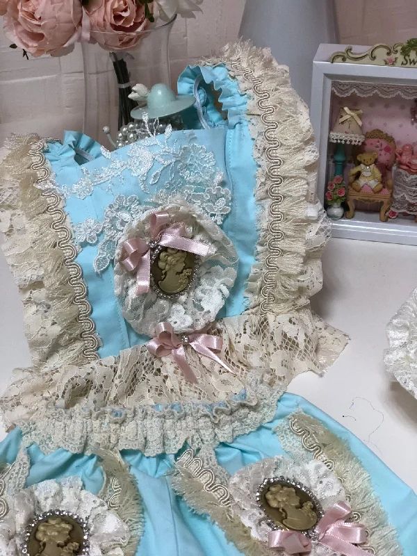 The Blue Cameo Bloomer Set Beach