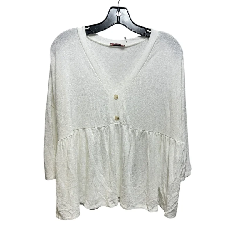 Top Short Sleeve By Andree By Unit In White, Size: S Refined Men's Velvet