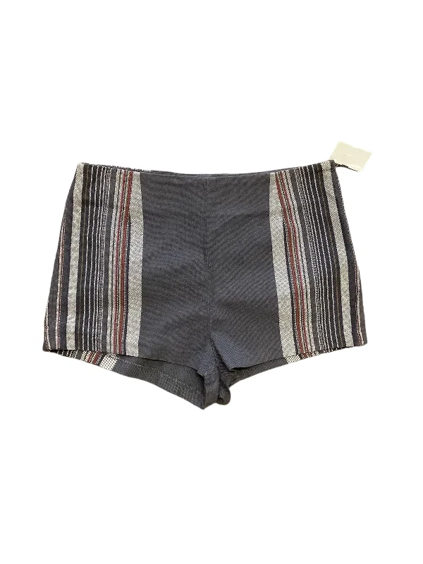 Shorts By Free People In Grey, Size: 12 Monochromatic Office Style