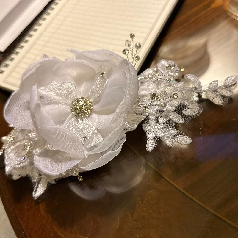 White Flower Lace Headband Organic