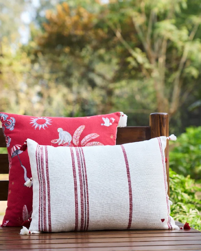 Aung Cushion Cover Laid