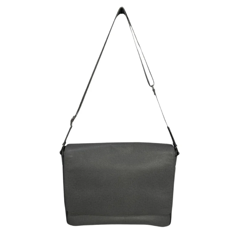 LOUIS VUITTON/Cross Body Bag/Leather/GRY/TAIGA MILO MEESENGER BAG Artistic Men's Avant
