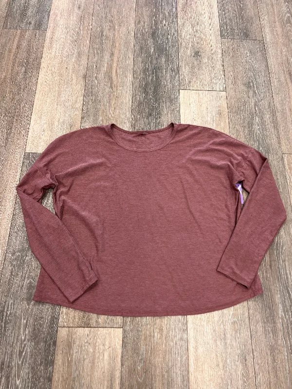 Athletic Top Long Sleeve Crewneck By Beyond Yoga In Mauve, Size: S Bold Men's Statement Athletic Top Long Sleeve Crewneck By Beyond Yoga In Mauve, Size: S Bold Men's Statement