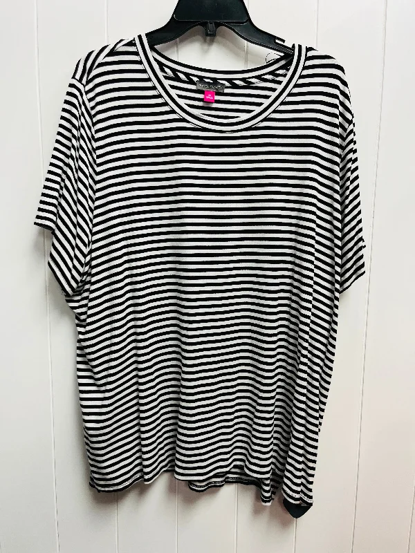 Top Short Sleeve By Vince Camuto In Black & White, Size: 3x Preppy Men's College